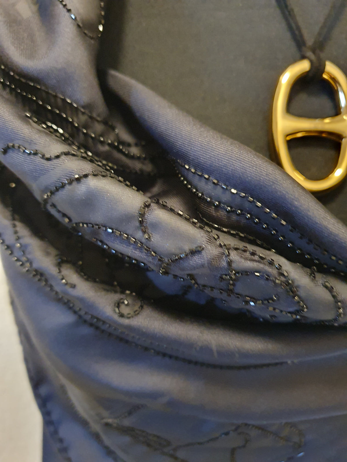 HERMES 2009 Black "Precieux - Ex libris" Swarovski Beaded Carre Twill 90 cm, NIB!