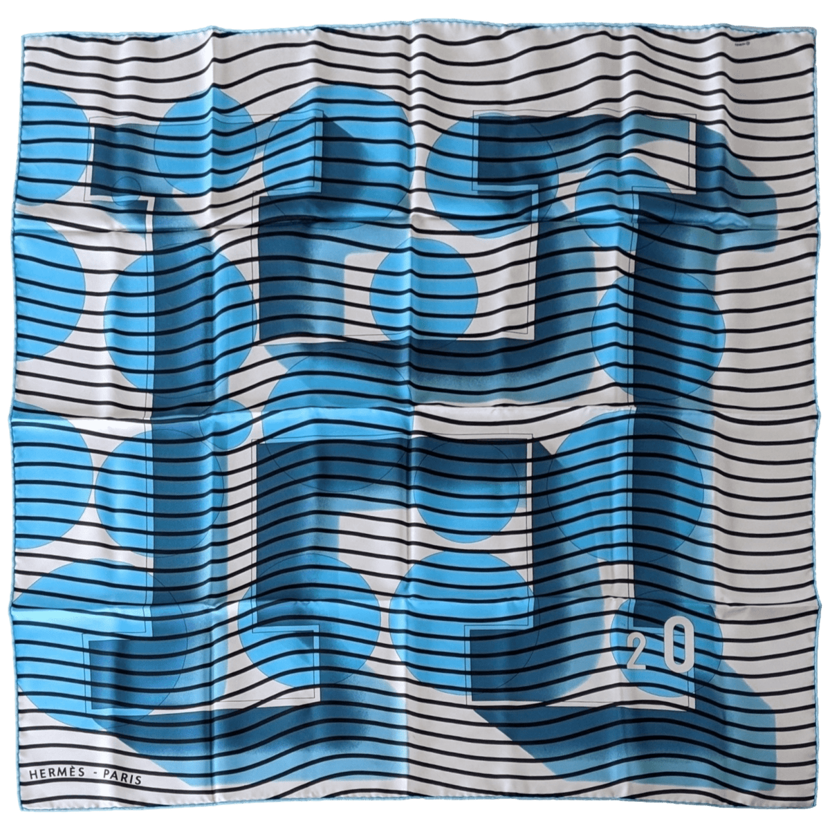 HERMES LOT DE 17 Twill Silk Carres 90 x 90 cm