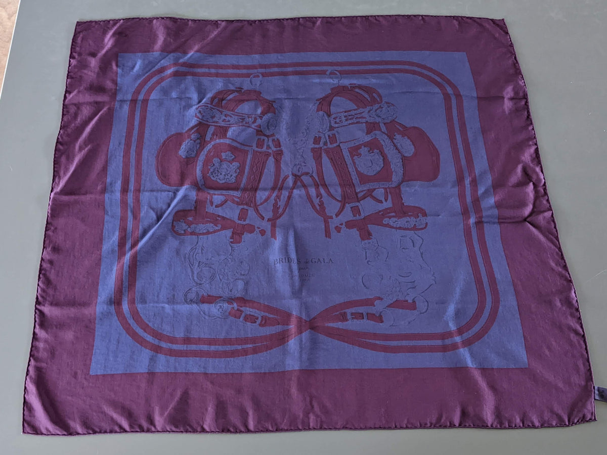 HERMES LOT DE 13 Twill Silk Cares 90 x 90 cm