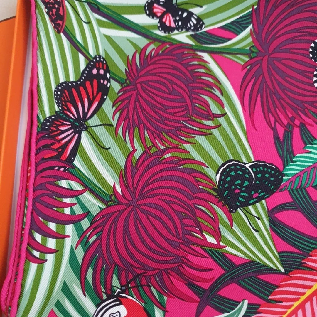 HERMES Jaguar Quetzal Silk Scarf 90 cm Limited Edition Alice Shirley New In Box
