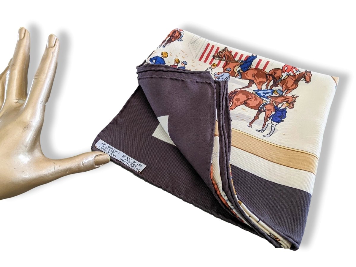 Hermes 1998 Special Issue 100 Jahre Aachen- Laurensberger Rennverein CONCOURS HIPPIQUE by Lamotte Twill 90, RARE in Box!