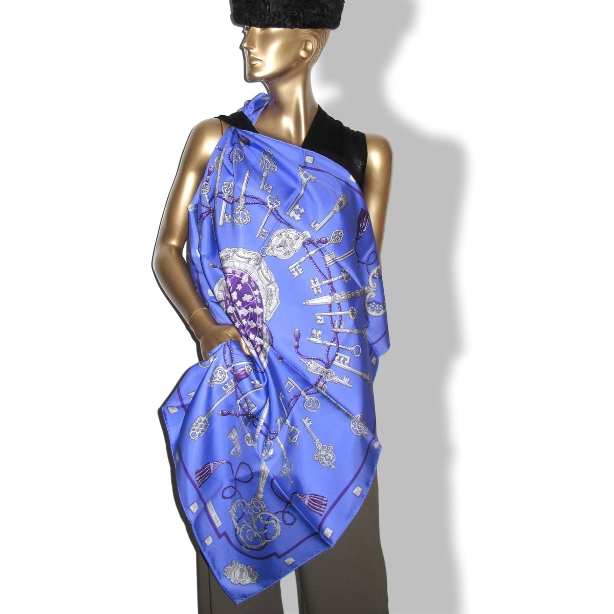 Hermes 2008 Violet/Mauve/Gris LES CLEFS by Caty Latham Twill scarf, New!