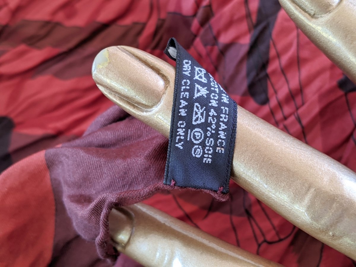 Hermes Burgundy/Red Crumpled IMPRIMEUR FOU COACHING CARRE GEANT GM, BNIB! - poupishop