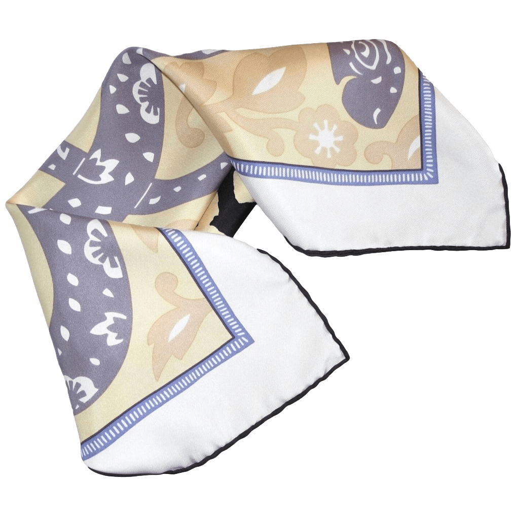 HERMES Chinese Zodiac L'ANNEE DU SERPENT Gavroche Pocket Scarf 45 x 45 cm