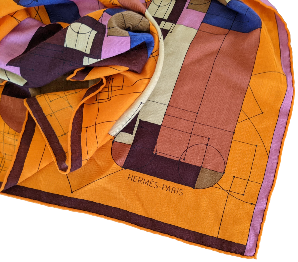 HERMES ECHEC AU ROI 2013 Orange/Rose Cashmere 140 x 140 cm