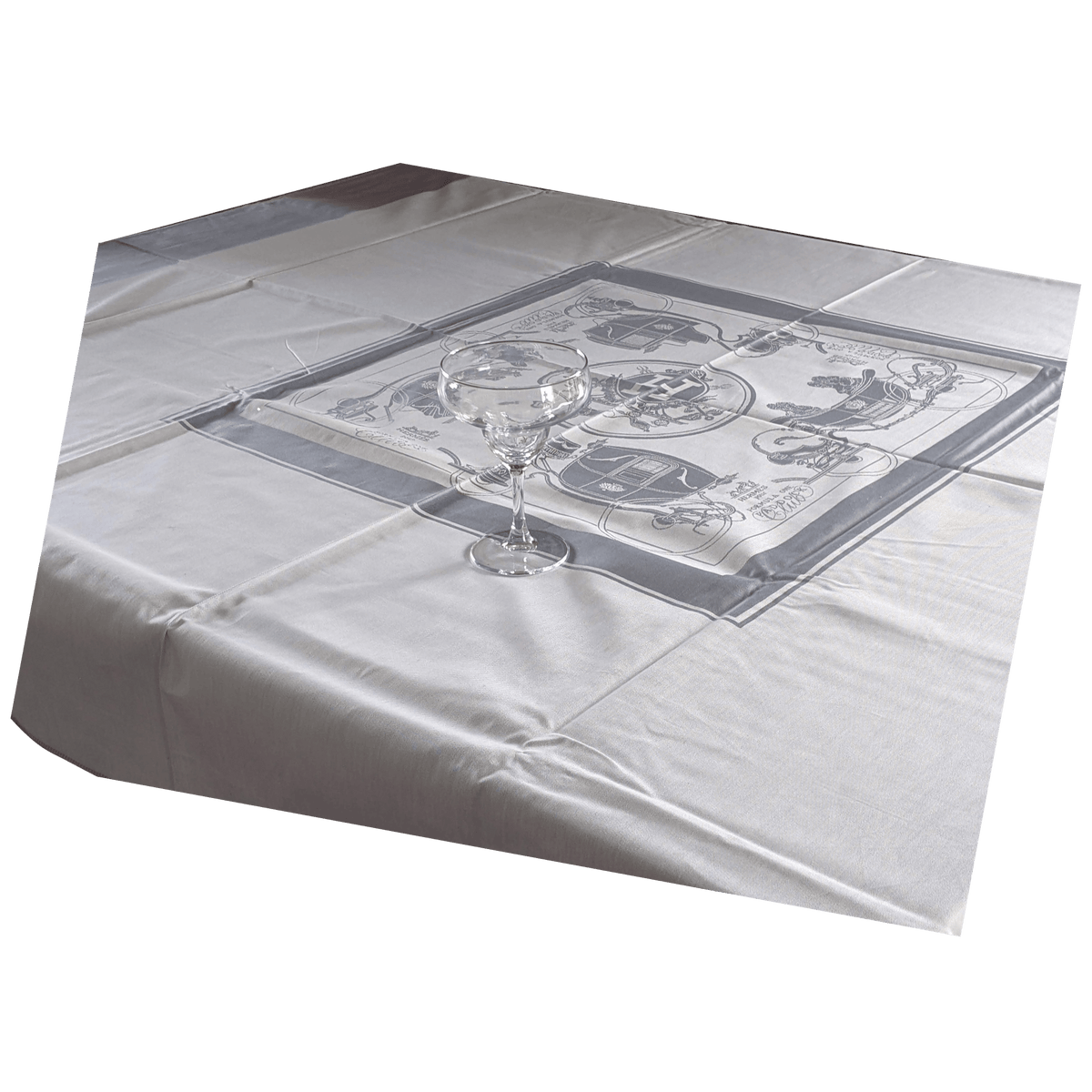 HERMES x FORMULA ONE PADDOCK CLUB VIP Set of Tablecloth & 6 Napkins