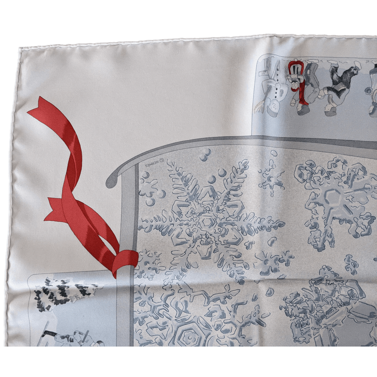 HERMES NEIGE D'ANTAN MEGEVE Specia Issue Twill Scarf 90 x 90 cm