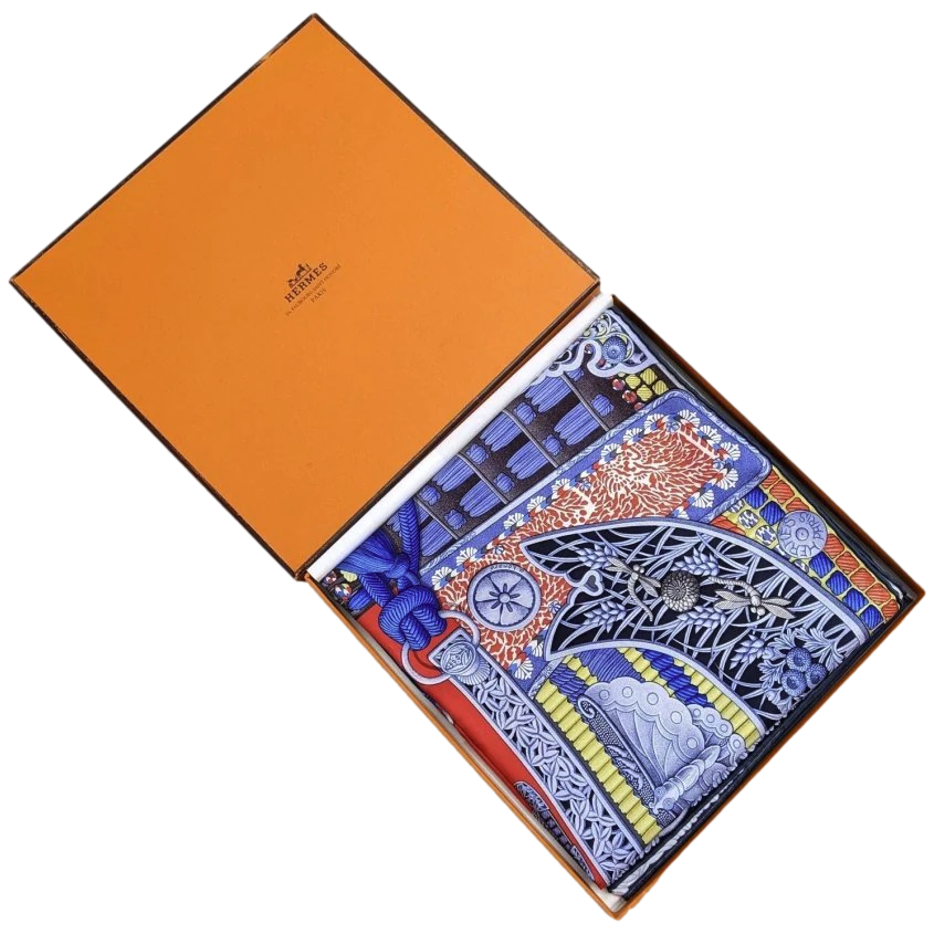 Hermes 2017 Bleu/Rouge/Or 'Parures de Samourais' by Aline Honore Samurais Twill 90cm
