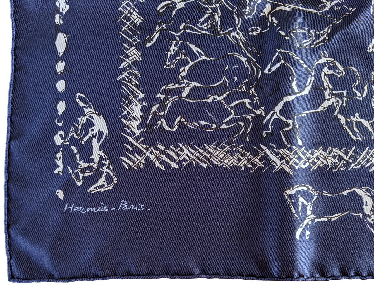 Hermes 2014 Marine/Blanc Special Issue "Ranch" by Philippe Dumas Twill Silk Bandana Carre 55