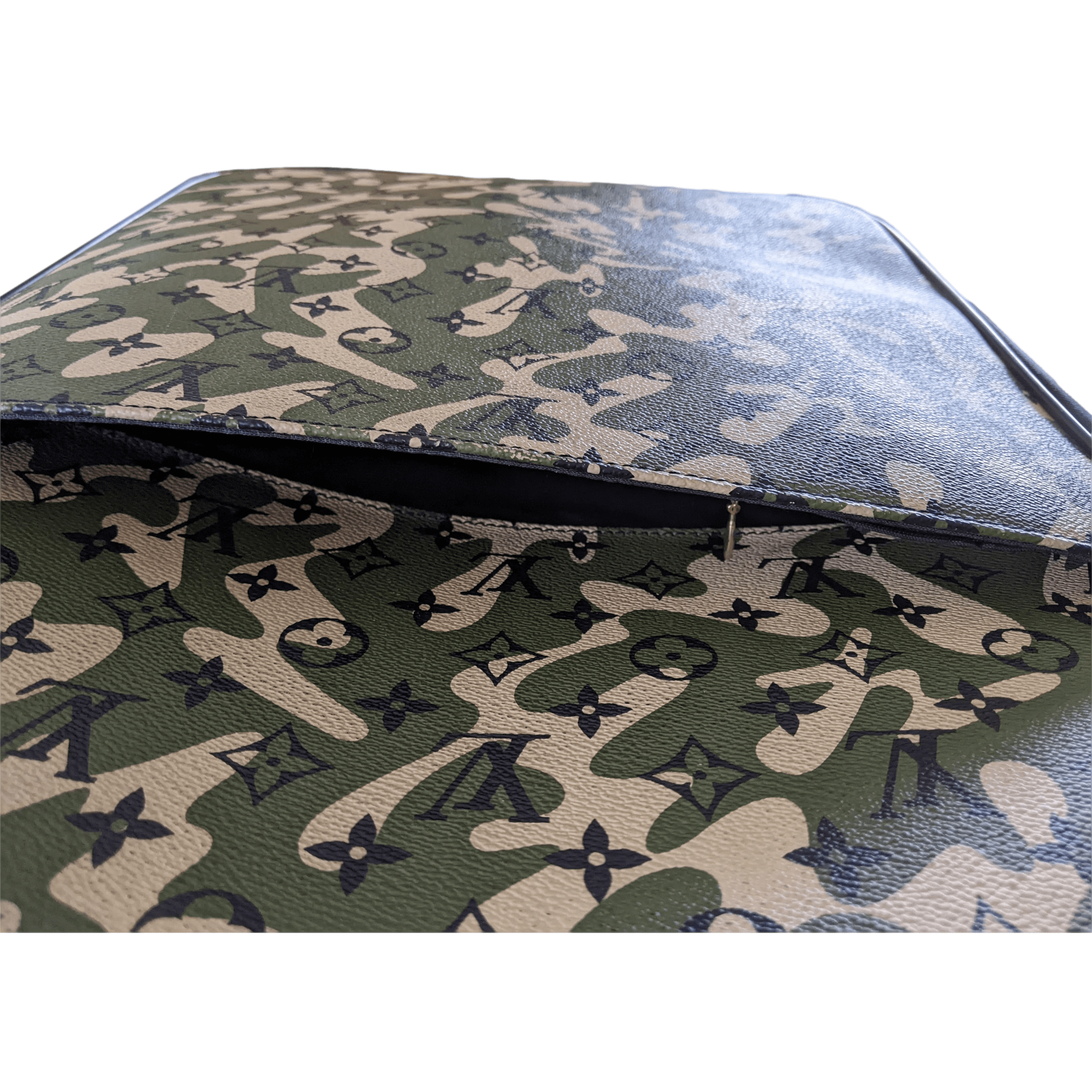 Louis Vuitton x Takashi Murakami 2008 Monogram Camouflage Pegase Valise 60