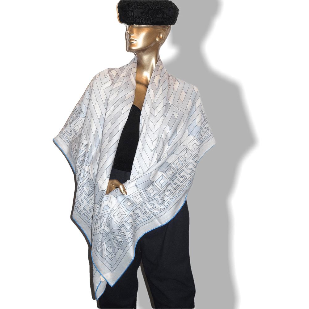 Hermes Le Fil d' Ariane N. Nidaka Cashmere Shawl