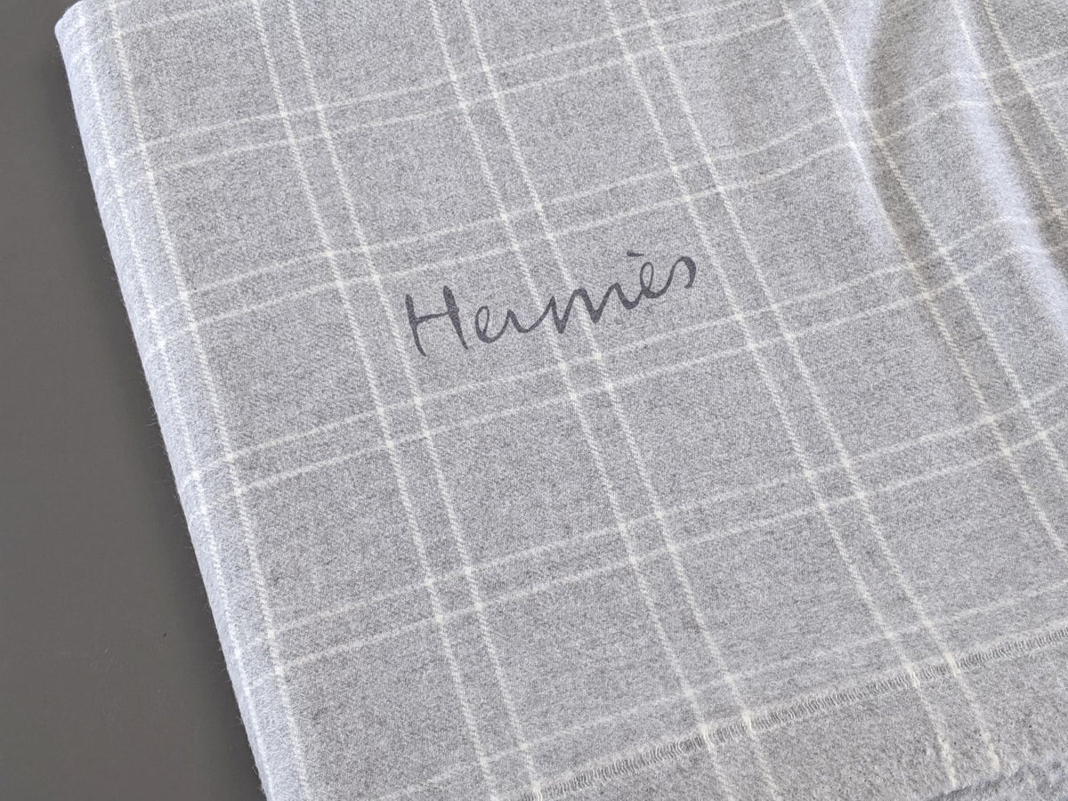 Hermes Gris/Blanc 100% Cashmere LEOSQUARE Throw Paid Blanket 88" x 59", So Chic! - poupishop