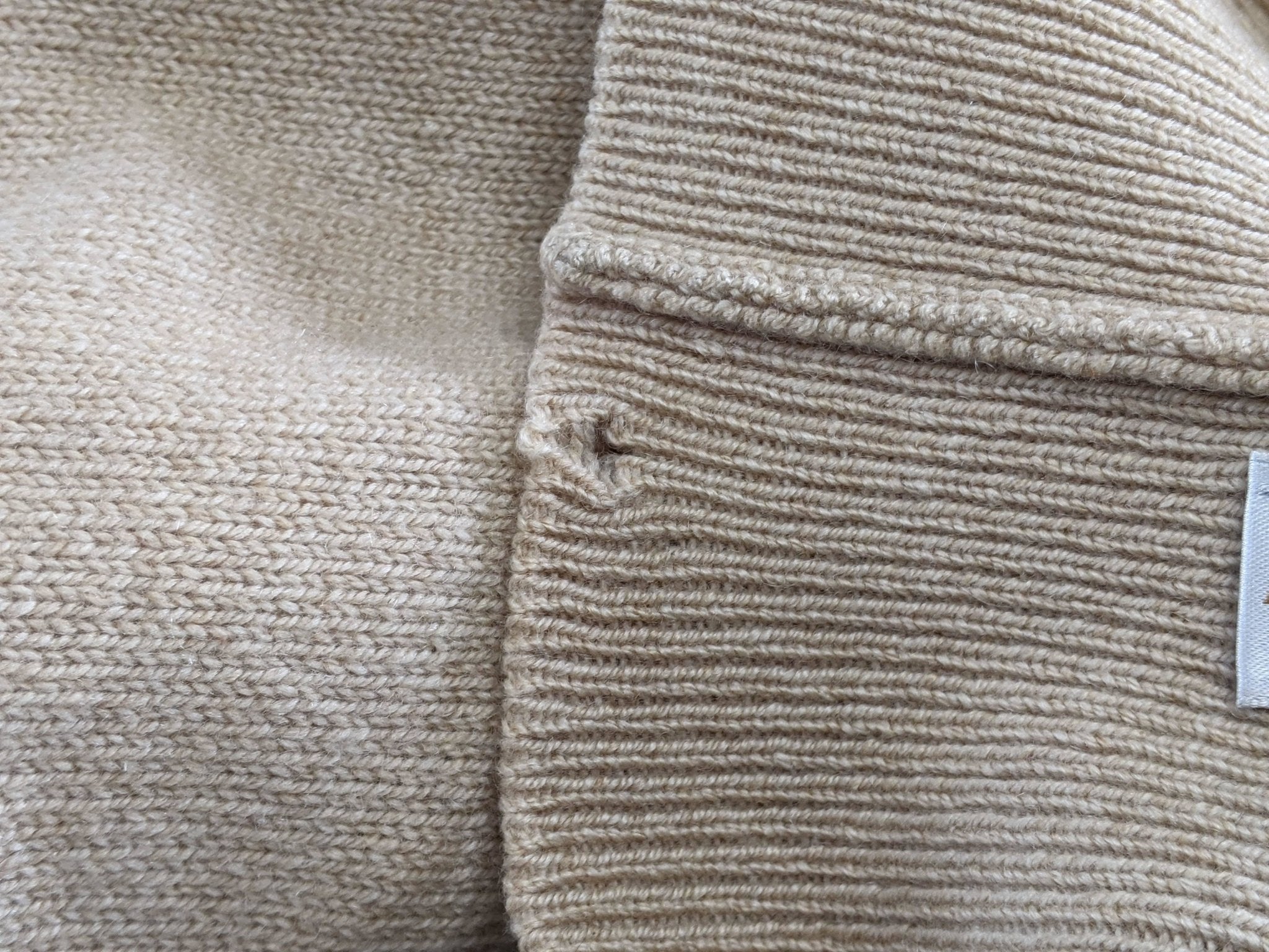 Ballantyne Men's Beige Clair 100% Cashmere Made in Scotland V-Neck Cardigan Sweater Sz 50, Pur luxe! - poupishop