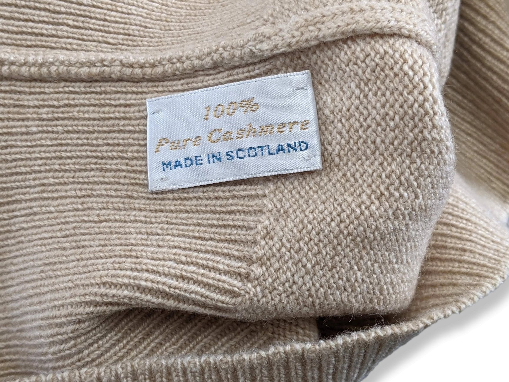 Ballantyne Men's Beige Clair 100% Cashmere Made in Scotland V-Neck Cardigan Sweater Sz 50, Pur luxe! - poupishop