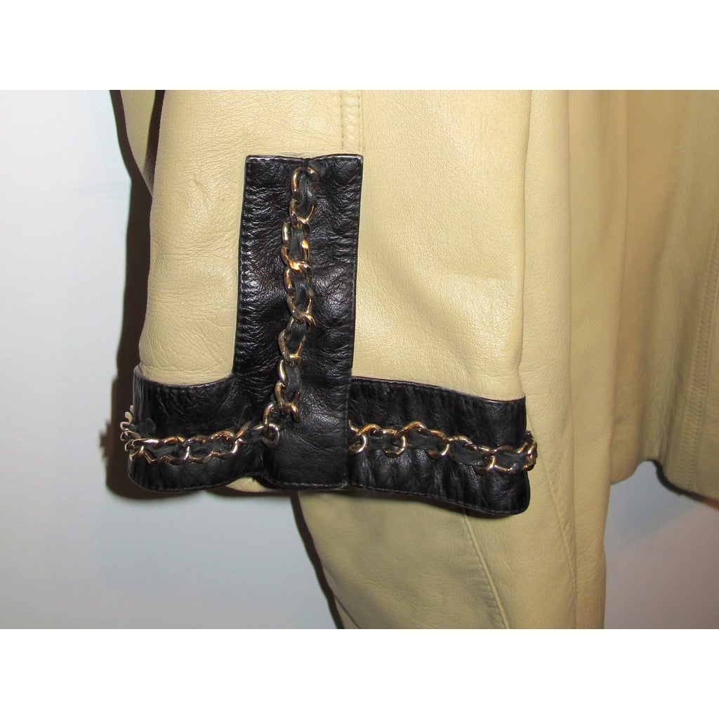 Chanel 1980s Beige/Black Interlocking Chain Loose Jacket SzM/L - poupishop