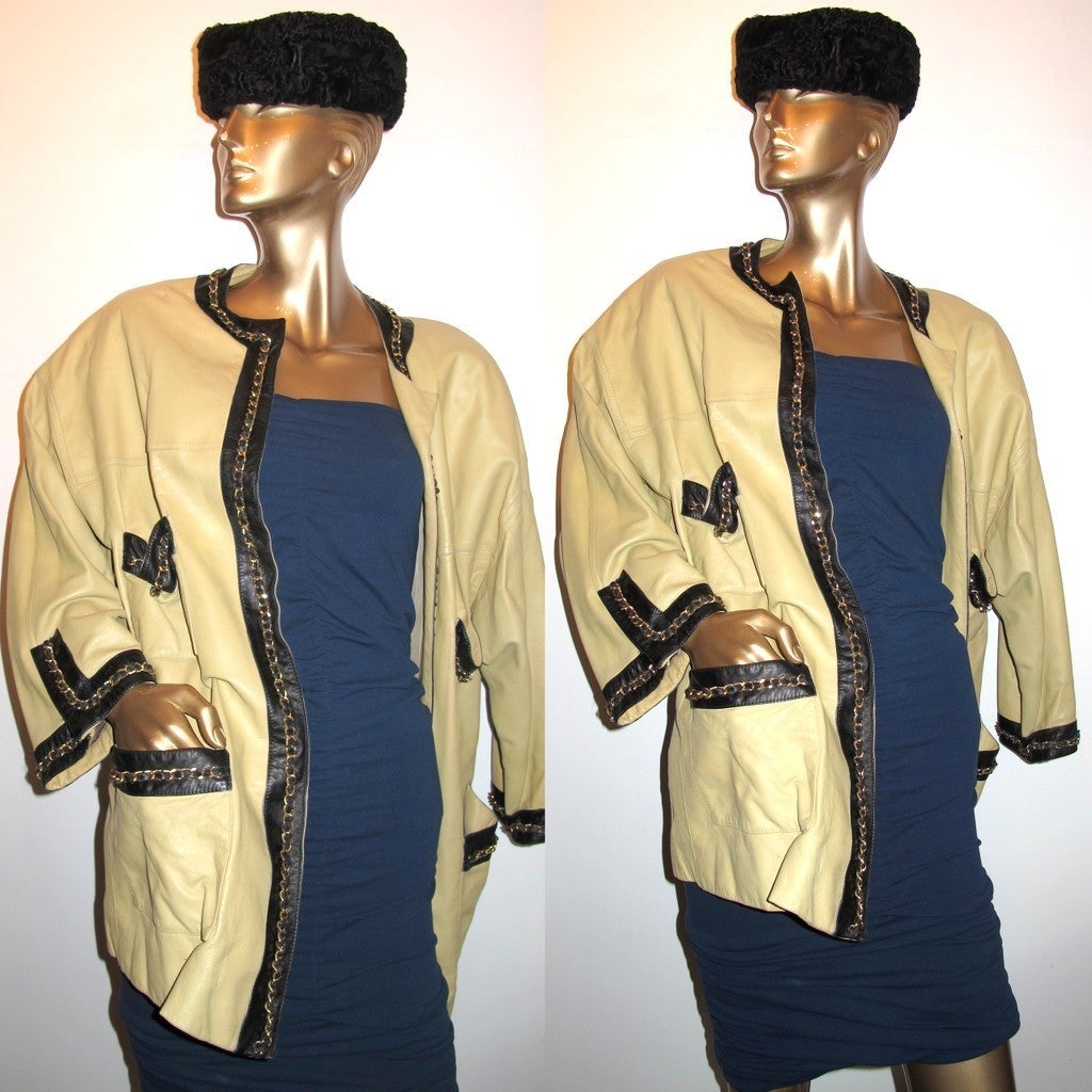 Chanel 1980s Beige/Black Interlocking Chain Loose Jacket SzM/L - poupishop