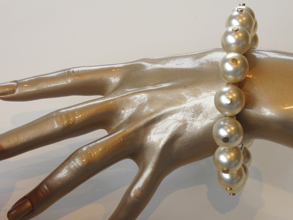 Chanel 2000s Impressive Permabrass Pearls Bangle Bracelet, Box! - poupishop