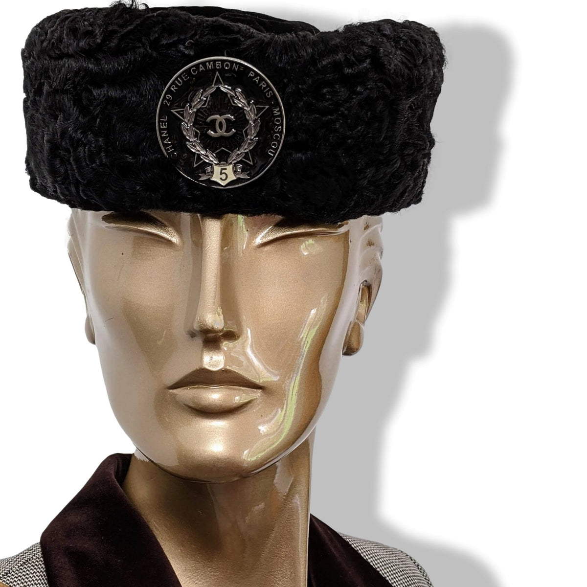 Chanel 2009 Black PARIS - MOSCOU Enamelled Brooch, Rare in Box! - poupishop