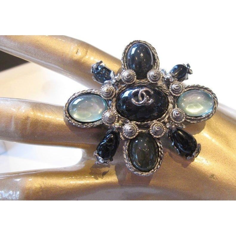 Chanel Black Green Poured Glass Gripoix Pendant Brooch, New! - poupishop
