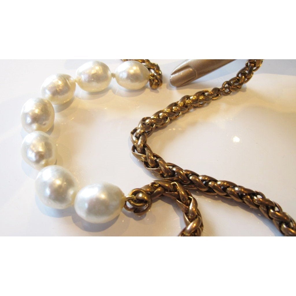 Chanel Dated 1984 Kings chain Baroque Pearls Gripoix Sautoir, Box! - poupishop