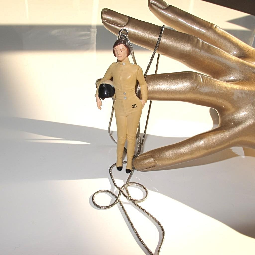 Chanel Figurine Keira Knightley Resine Sautoir Pendant, New! - poupishop