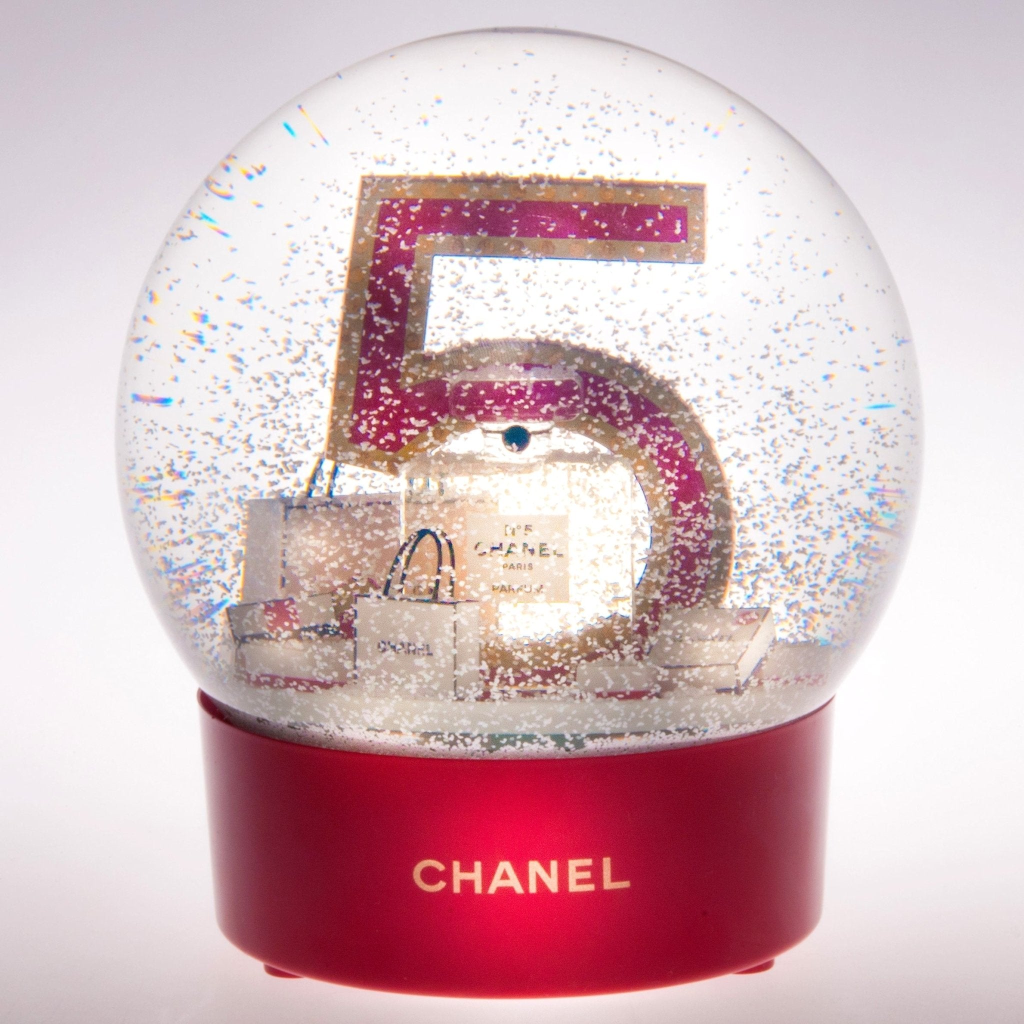 Chanel N° 5 2015 Gigantic USB Rechargeable Snowball Globe, NIB but doesn't work! - poupishop