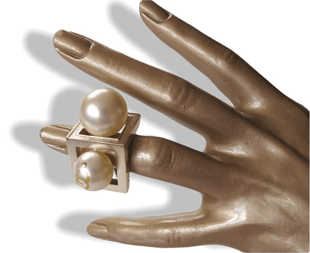 Chanel SS 2014 Permabrass Double Big Pearls Oversized Ring, NWT! - poupishop