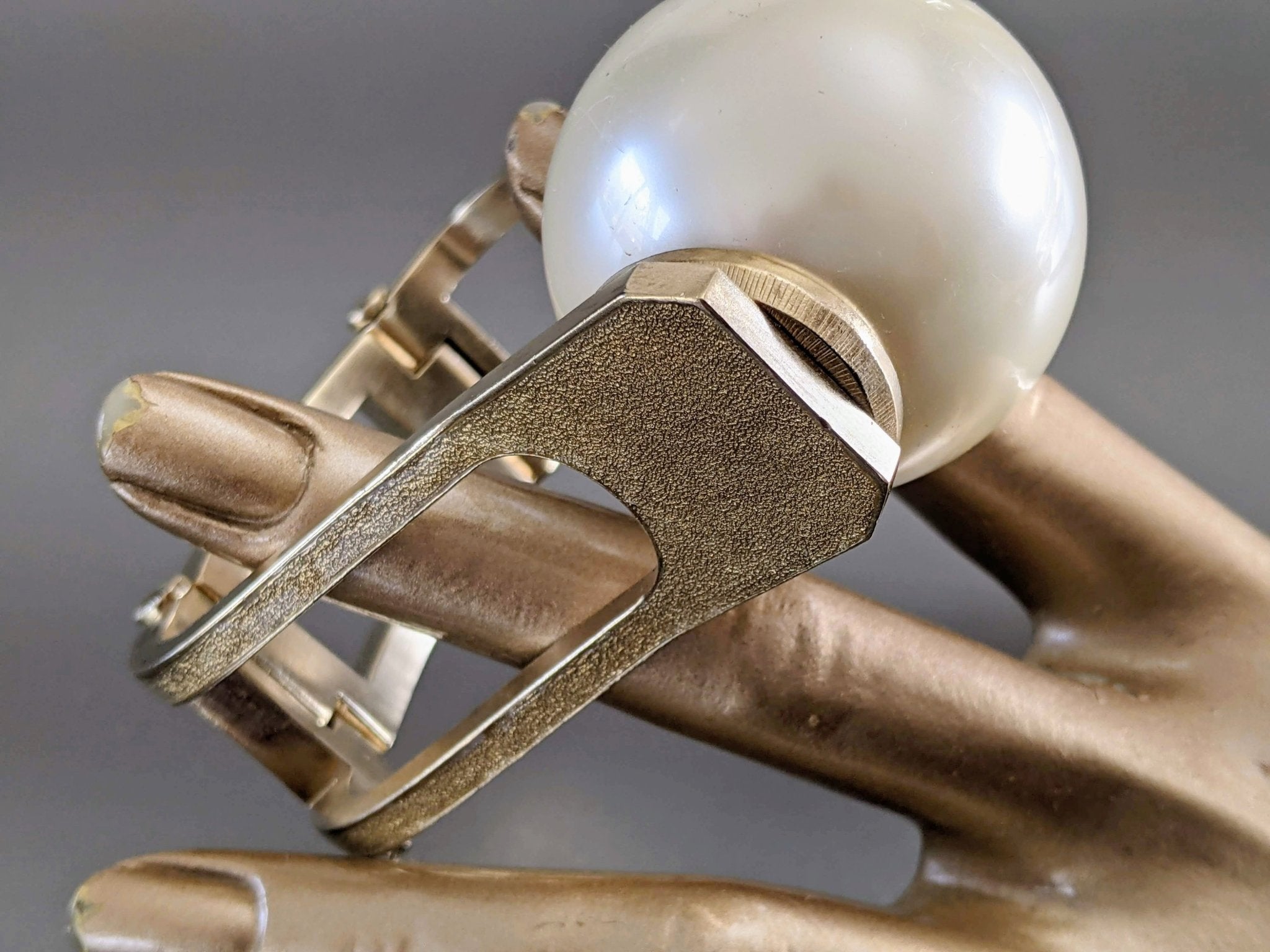 Chanel SS014 Enamel Metal Huge Pearl Manchette Bracelet, Very Impressive in Box! - poupishop