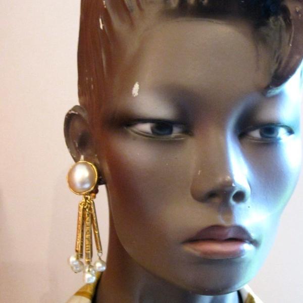 Chanel Vintage Circa 1984-1989 Pearls Gripoix Dangle Earrings - poupishop