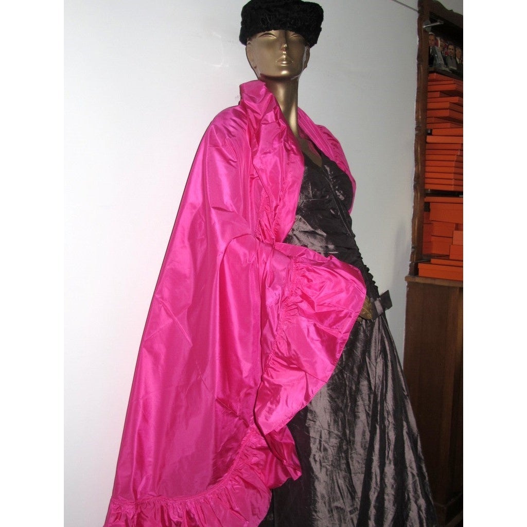 Christian Dior Boutique Rose Tyrien Huge Satin Opera Cape, New! - poupishop