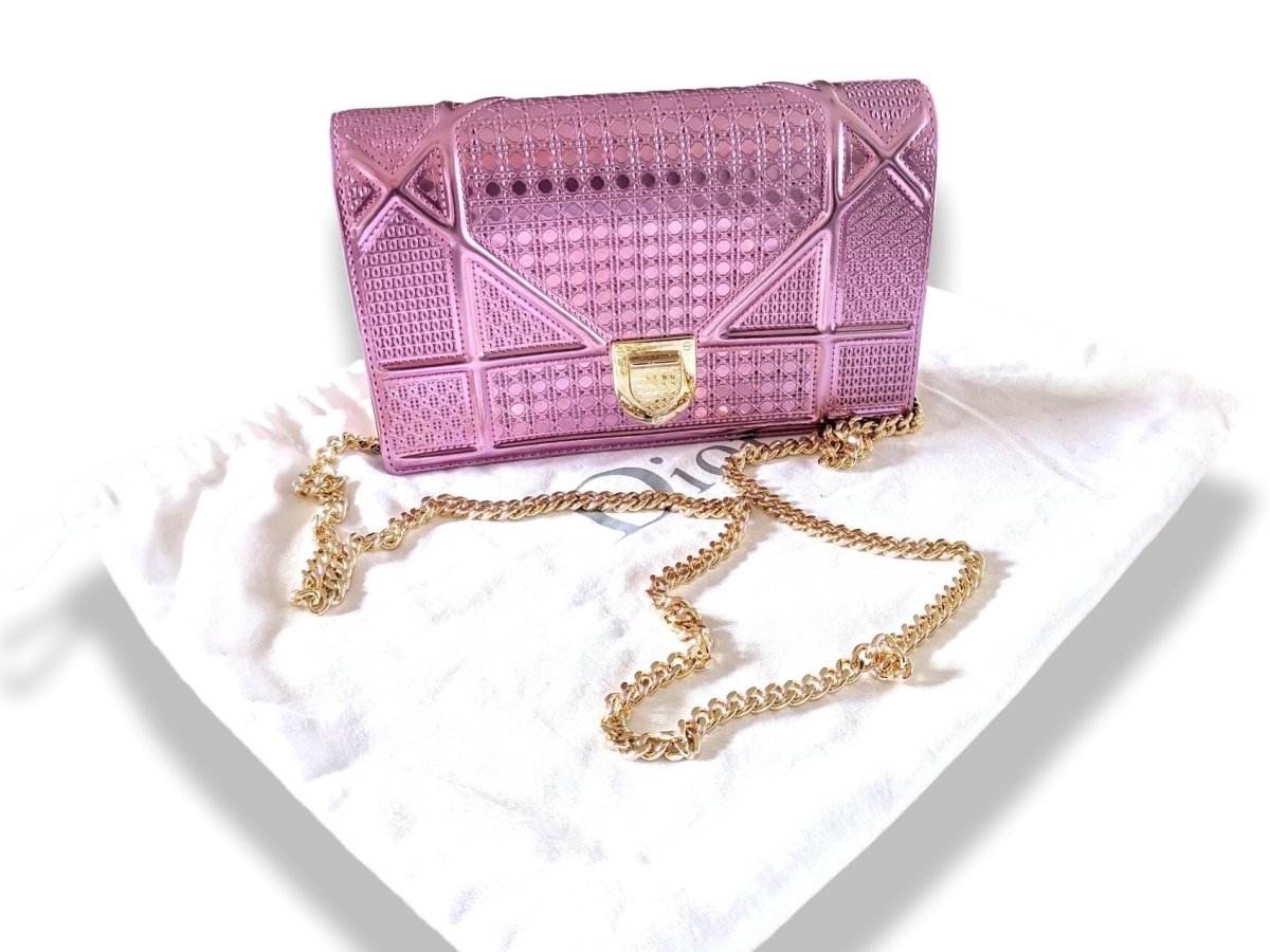 Christian Dior Pink Metallic Calfskin Micro-Cannage DIORAMA POUCH 19 cm Pochette Flap Bag WOC, New! - poupishop