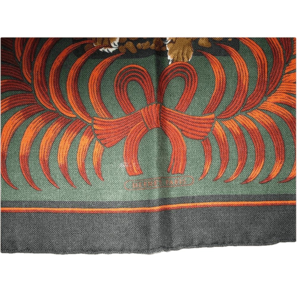 Hermes Green Chasse Tigre Royal cashmere Gavroche