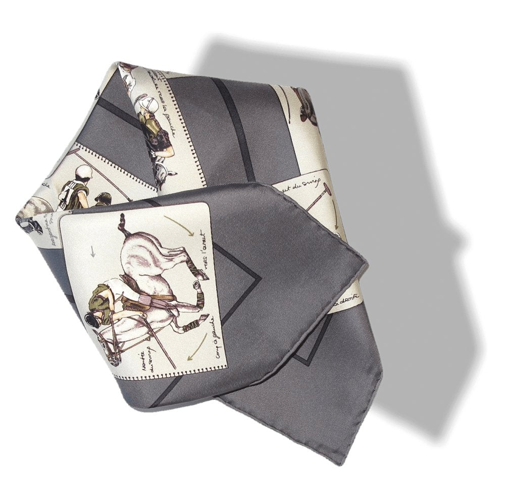 Hermes Le Monde du Polo Overlay Gavroche 42cm