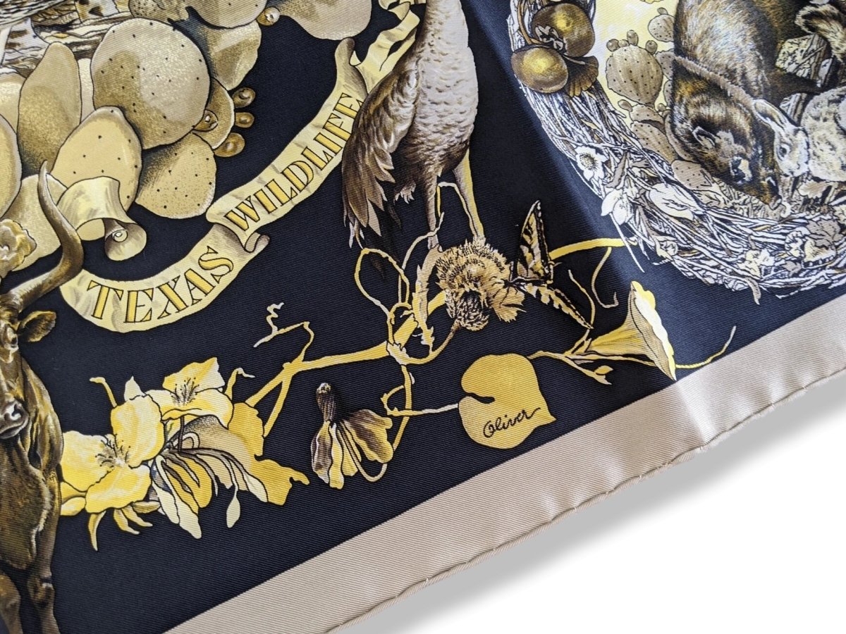 Hermes 1987 Noir/Beige/Gold FAUNE ET FLORE DU TEXAS Wildlife by Kermit Oliver Blanc Matt Twill 90