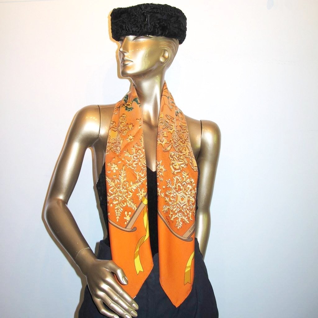 Hermes 1989 Orange Neige D'Antan Twill 90 Rare Box!