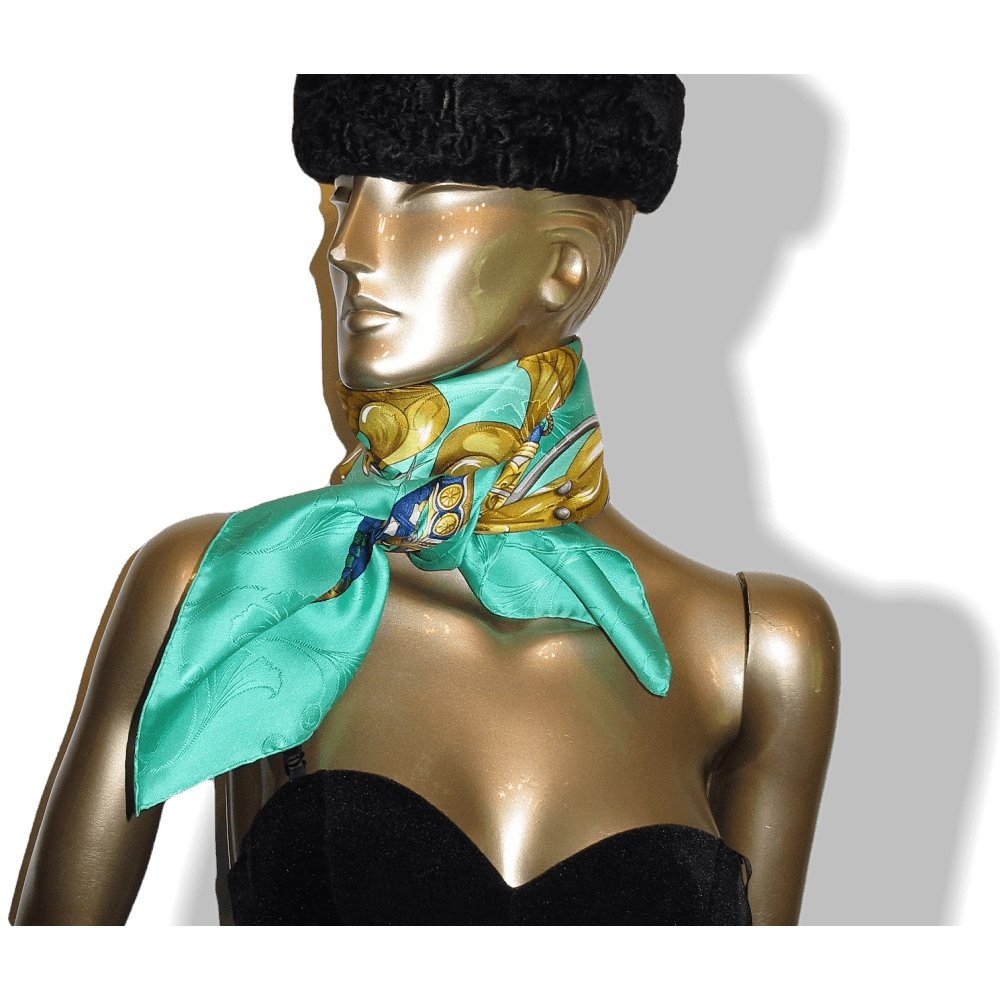 Hermes Princes du Soleil Levant Jacquard of Ginkgo Leaves Twill 90