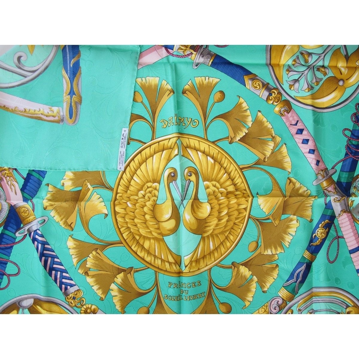 Hermes Princes du Soleil Levant Jacquard of Ginkgo Leaves Twill 90