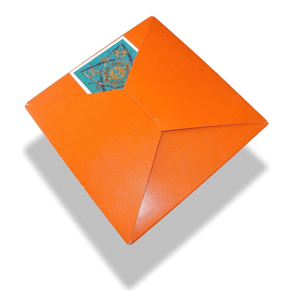 Hermes Princes du Soleil Levant Jacquard of Ginkgo Leaves Twill 90