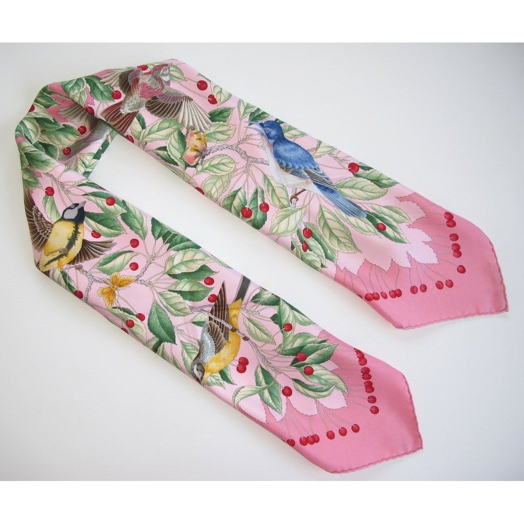 Hermes 1992 Pink Rose Les Merises by Antoine de Jacquelot Twill 90