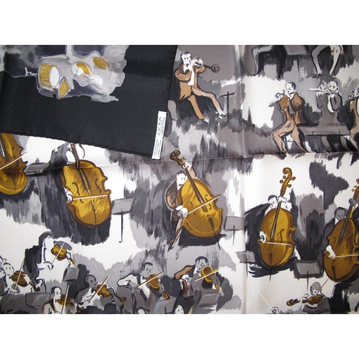Hermes Concerto by Jean-Louis Clerc Twill Silk 90