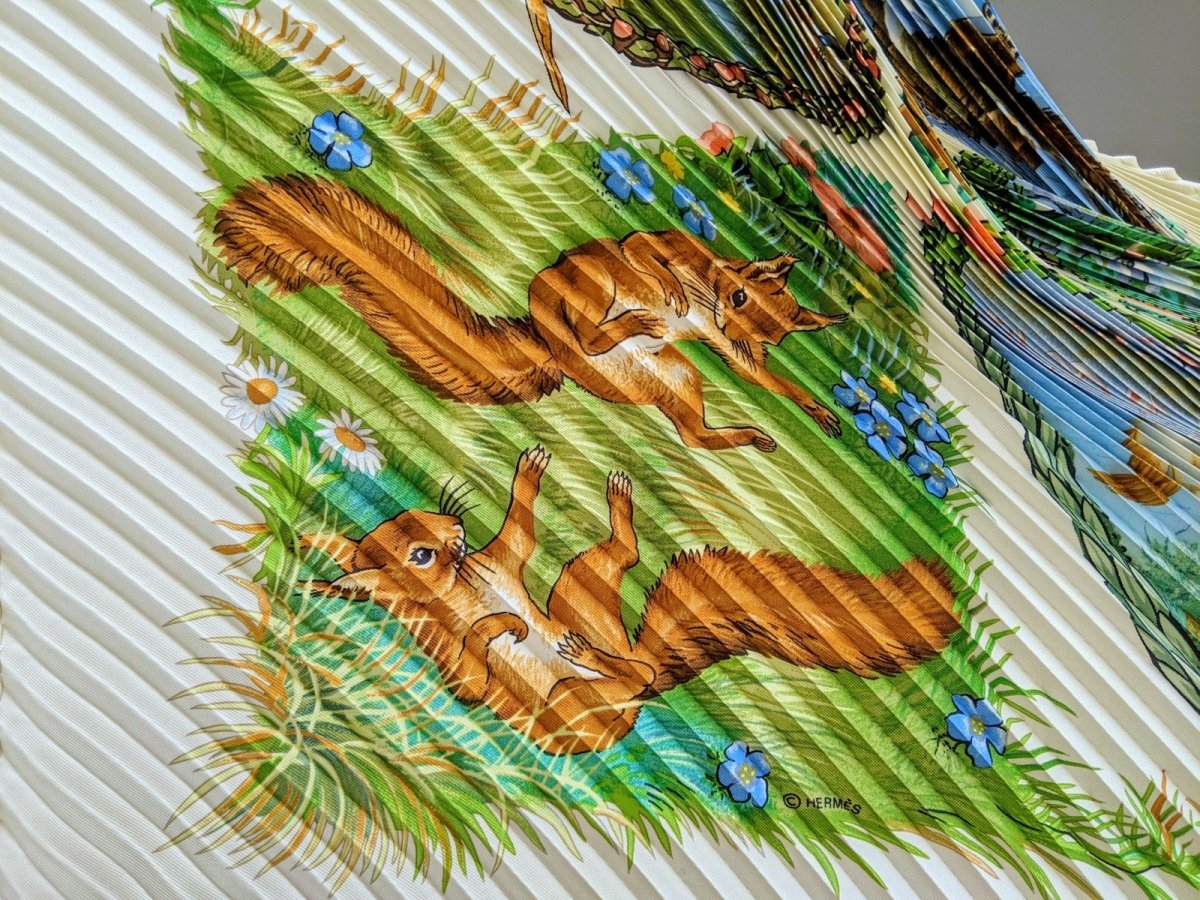 Hermes 1994 Jaune Pale/Multi LES QUATRE SAISONS by Robert Dallet PLeated Plisse Twill 90, NIB!