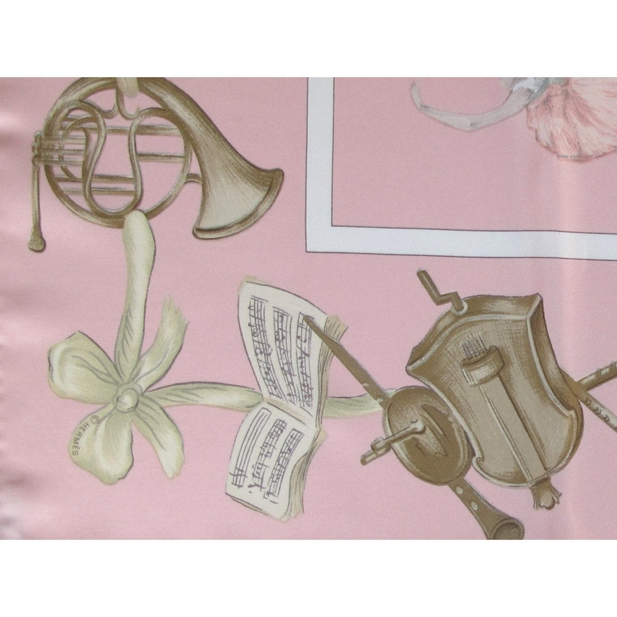 Hermes La Danse Blanc Matte Overlay Twill 90