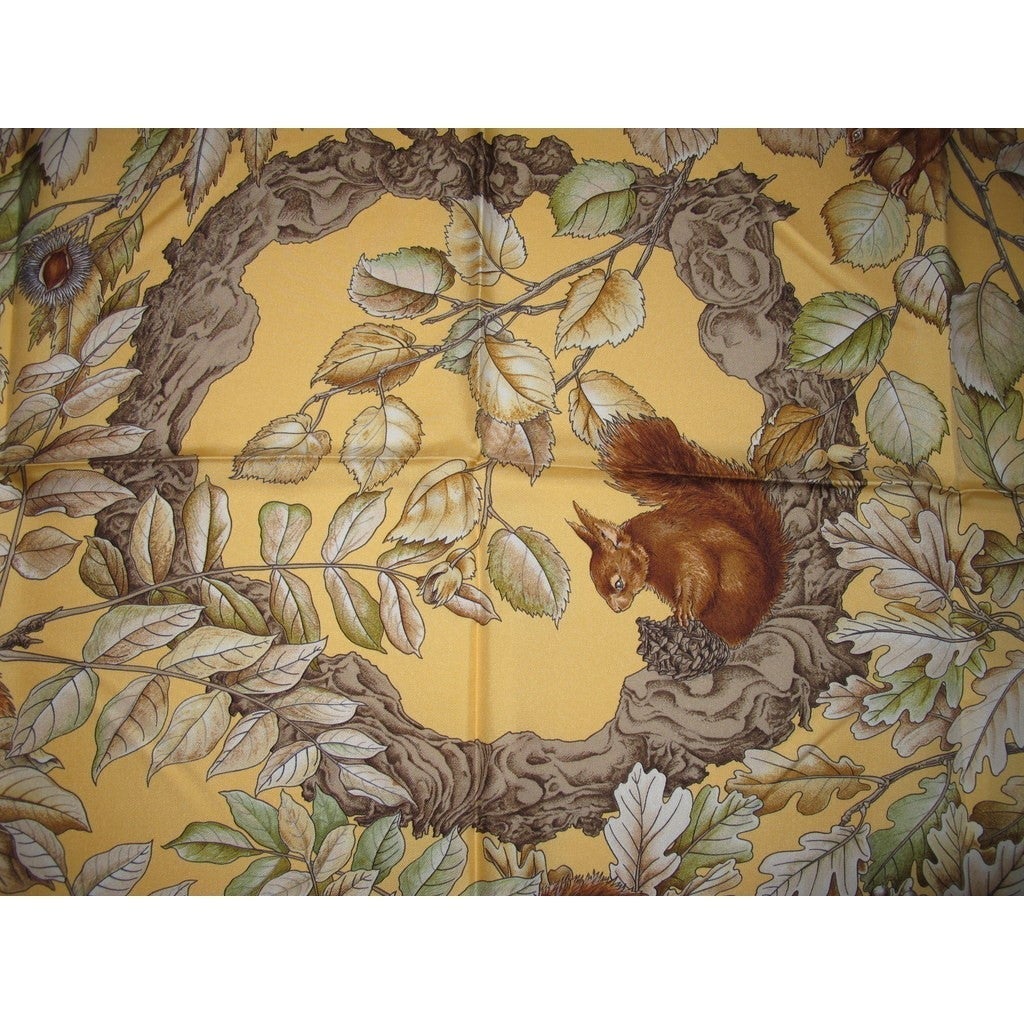 Hermes 1997 Banane/Olive Casse-Noisette by Antoine de Jacquelot Twill 90, New! - poupishop