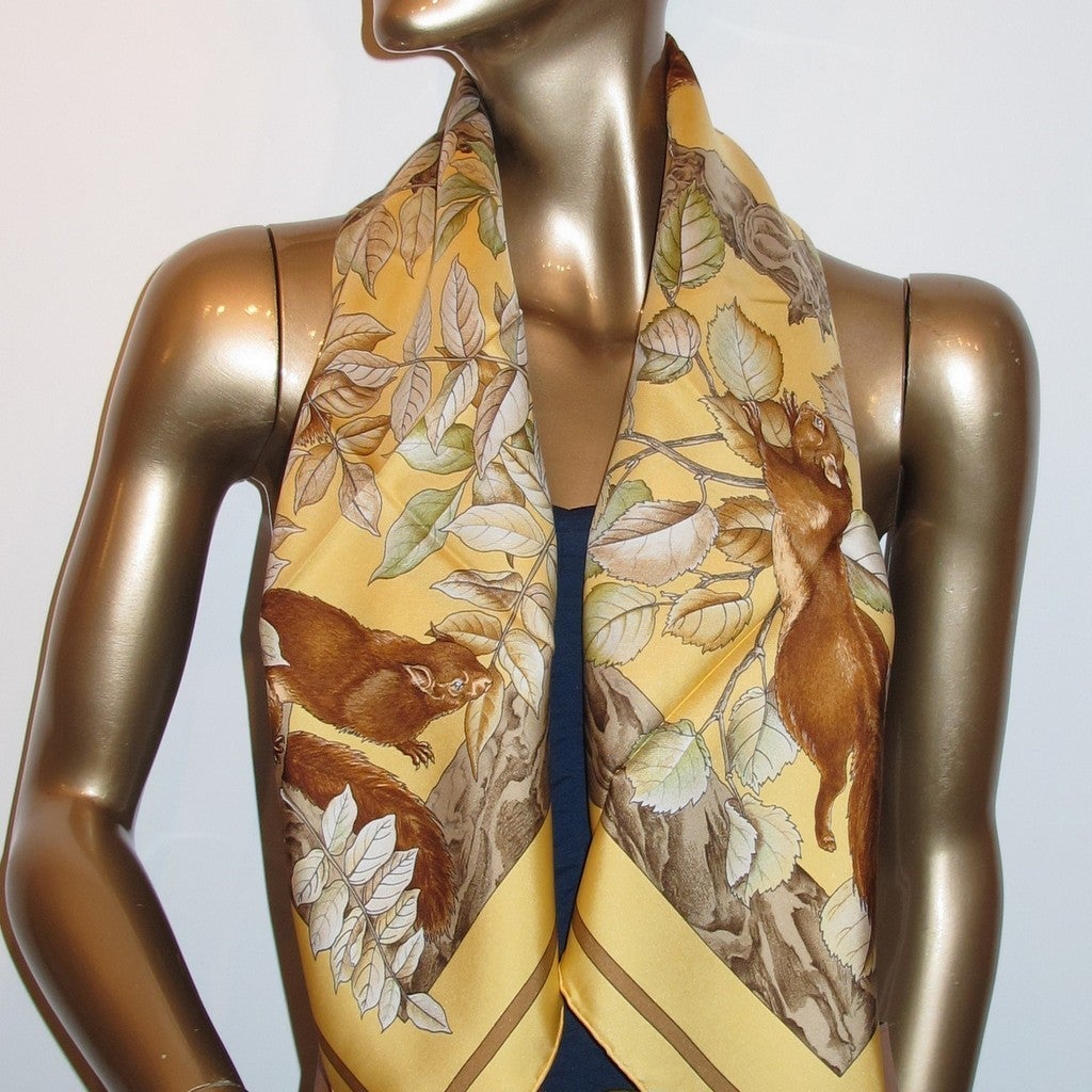 Hermes 1997 Banane Olive Casse Noisette Twill 90 New!