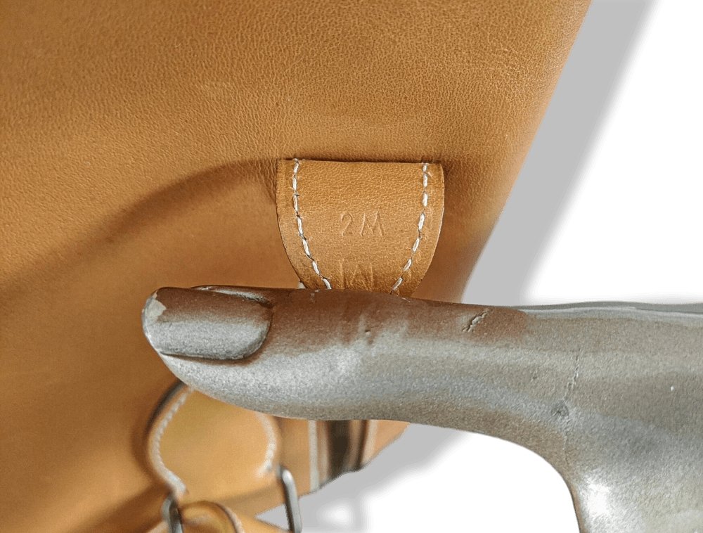 Hermes 1997 Natural Canvas and Leather VICTORIA CROSSBODY Travel Week-end Train Bag, Superb condition in Dustbag! - poupishop