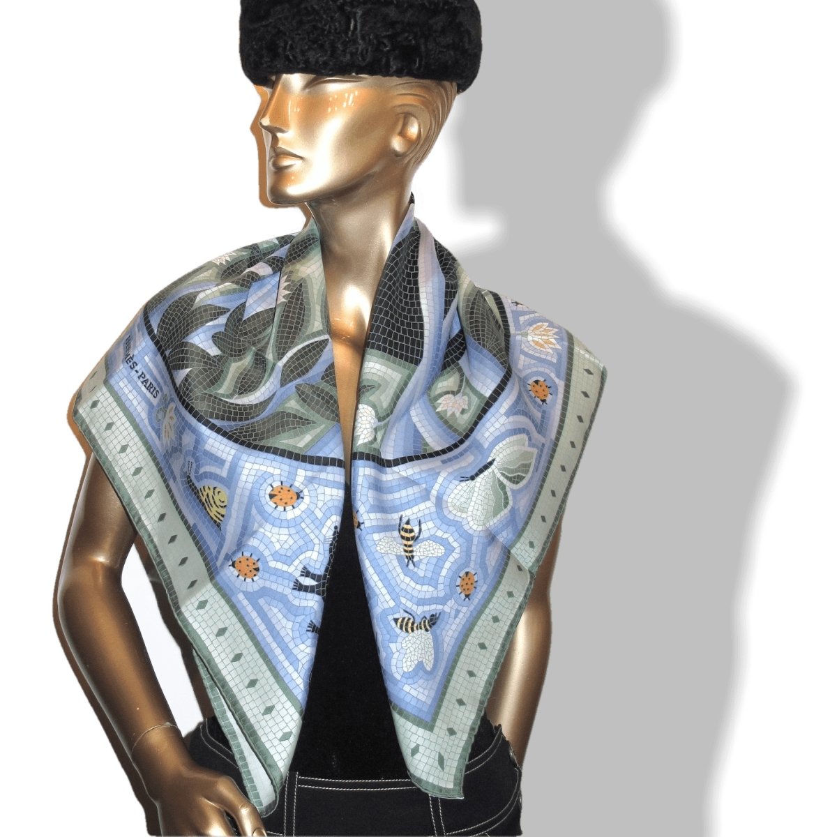 Hermes Cave Felem by Christine Henry Twill 90