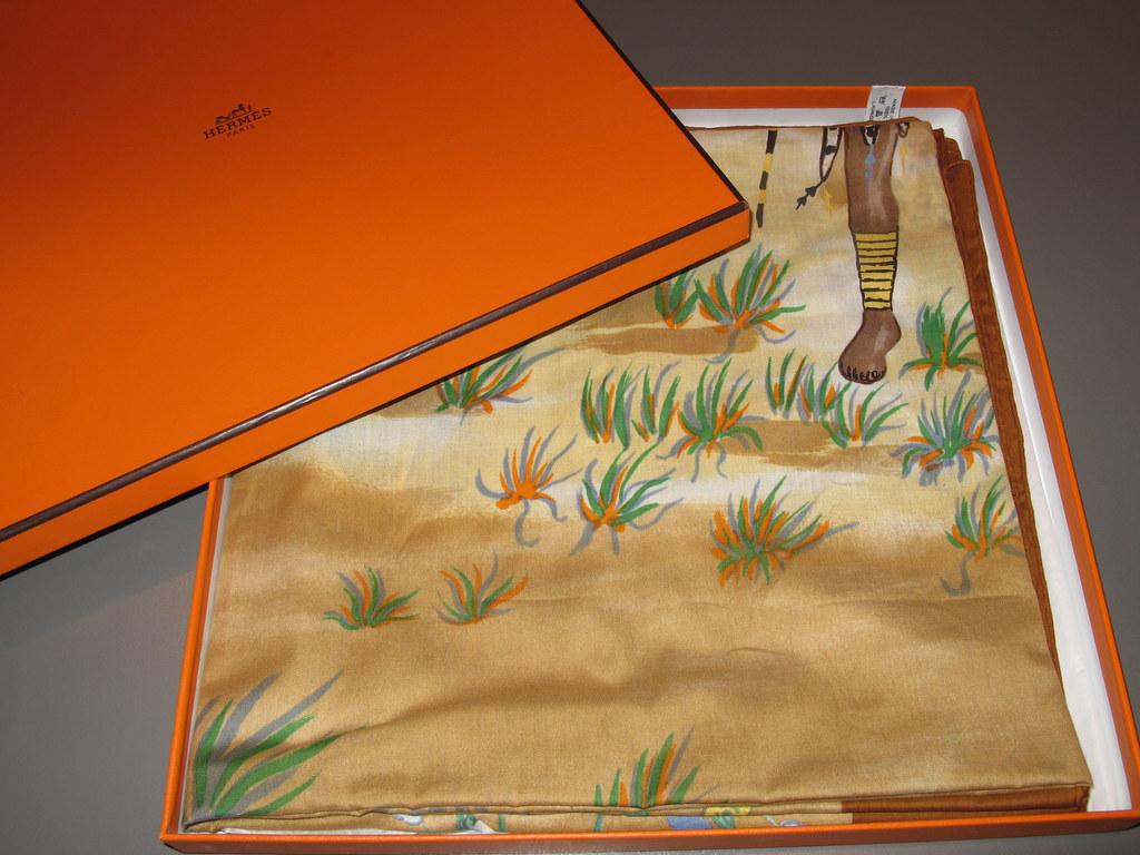 Hermes 1998 Les Dinkas Cotton Pareo