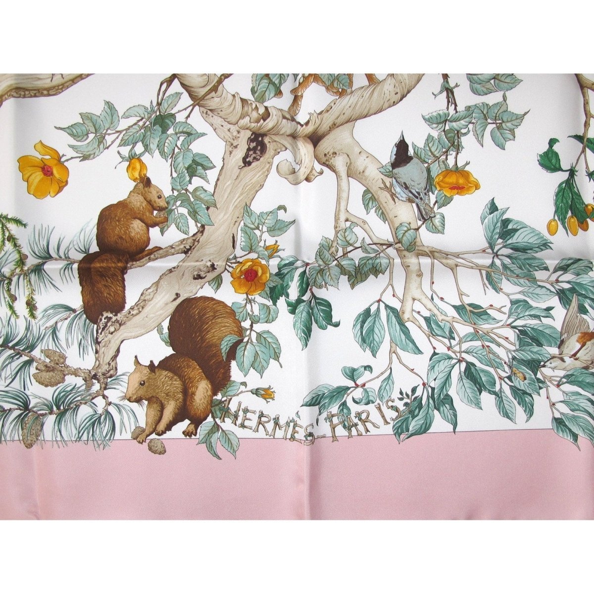 Hermes 1998 Pink White Au Coeur des Bois by Zoe Pauwels Birds Twill silk 90, New! - poupishop