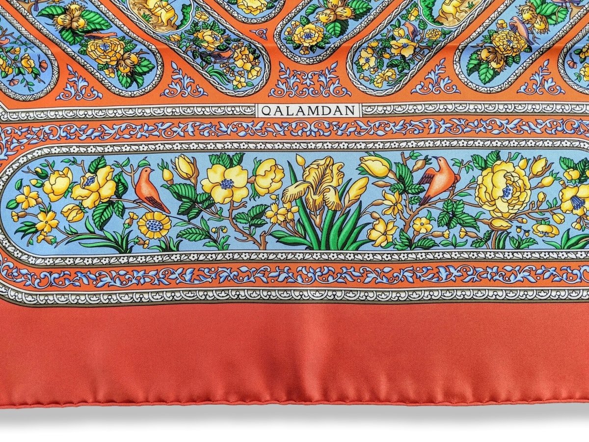 Hermes 2000 Coquelicot/Bleu QALAMDAN by Catherine Baschet Twill 90, Lovely in Box!