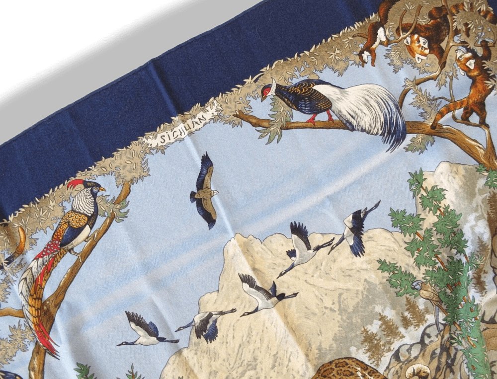 Hermes Sichuan by Robert Dallet Blanc Matte Overlay Cashmere 90